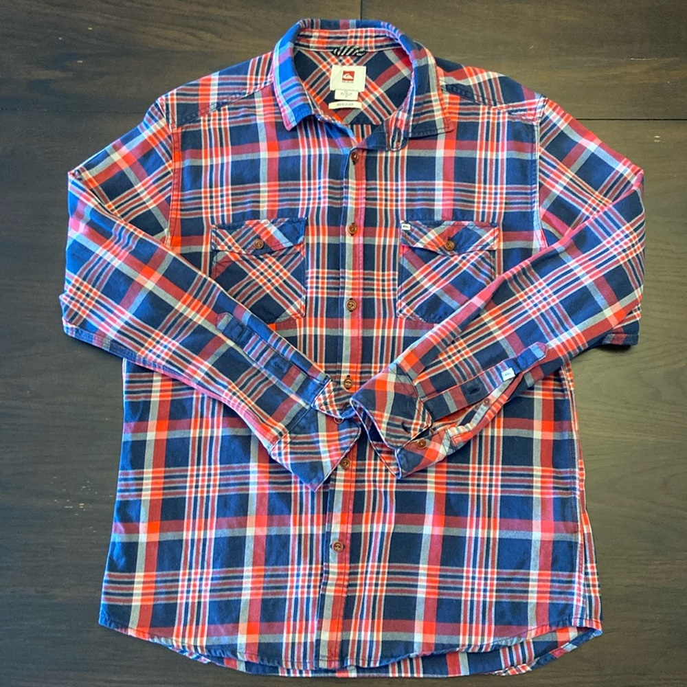 Quicksilver - Plaid button-up, Size M, Red and Blue - Condition 9/10.